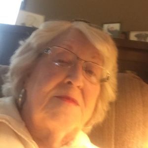 Meet your Posher, Suzanne